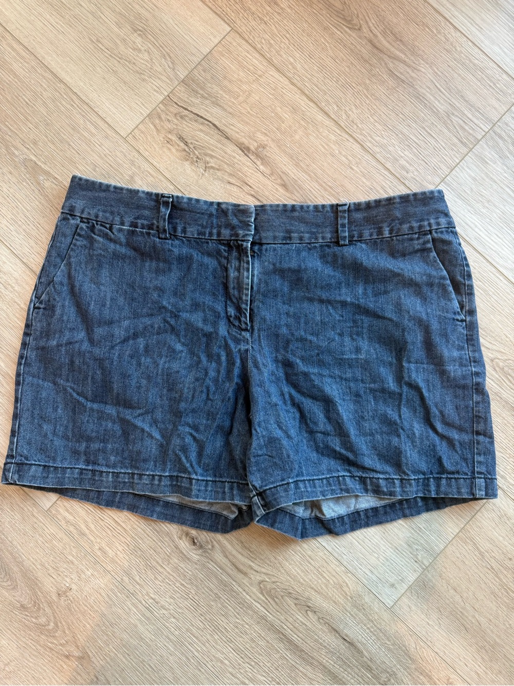 LOFT 100% Cotton Chambray Chino Shorts Size 14